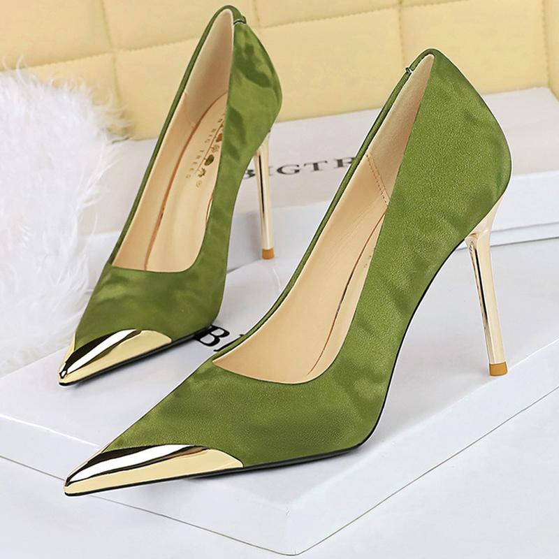 Sepatu BIGTREE Hak Tinggi Stil - Shoe Tree ulasan dan harga